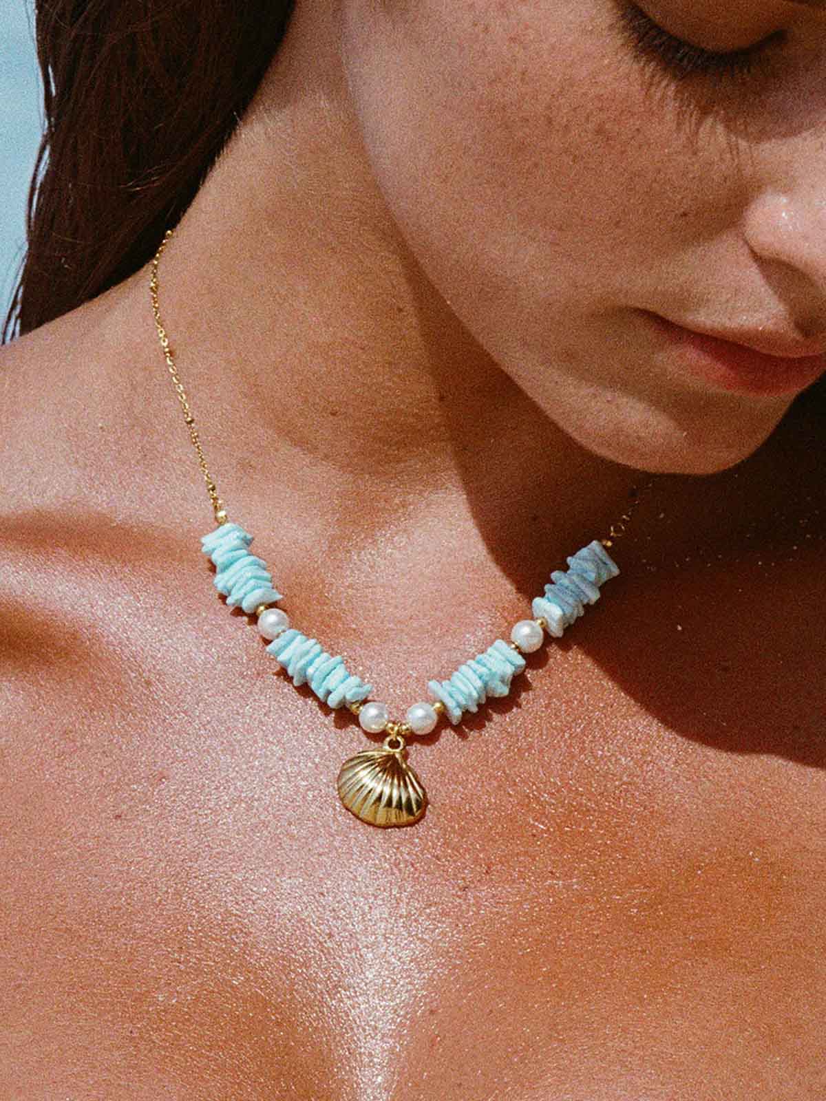 pearl-shell-pendant-necklace-sustainable-necklaces-t8i8l4 Light Blue Starry Ocean Pearl Shell Necklace - Image 1