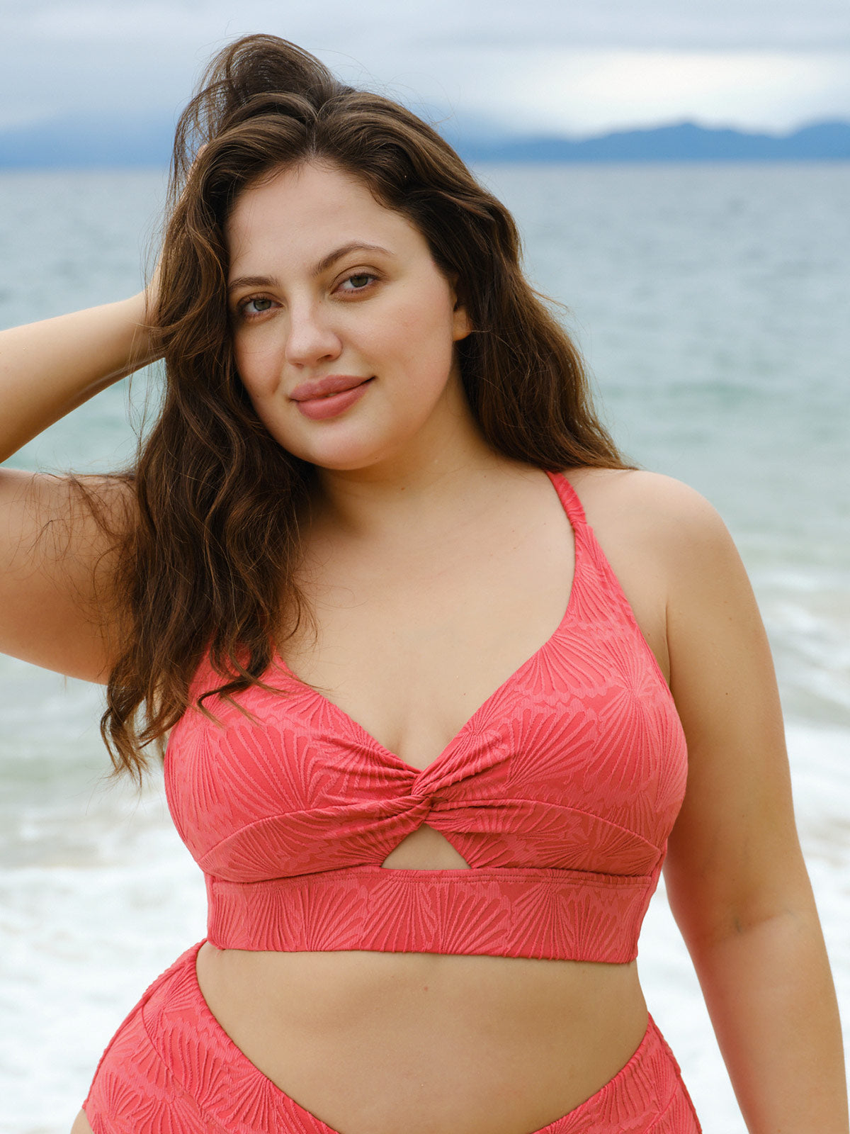women-knitted-nylon-bikini-tops-sustainable-plus_size_bikinis-uhlnog Red Jacquard Twist Plus Size Bikini Top - Image 1