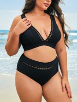 Black V Neck Plus Size Bikini Top - Image 4