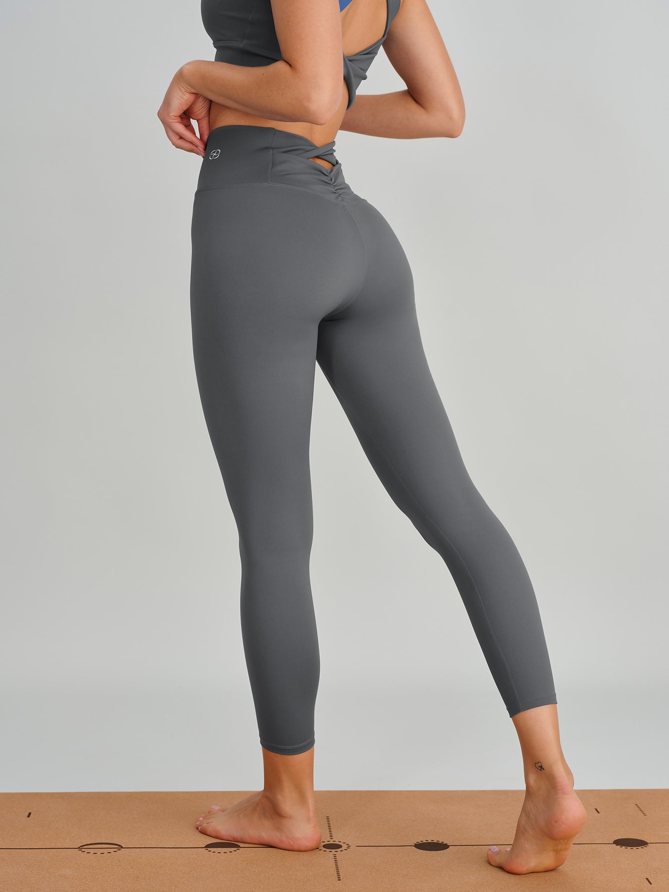 women-knitted-nylon-yoga-leggings-grey-sustainable-yoga_bottoms-dz6c6t Grey Cut Out Leggings 24" - Image 1