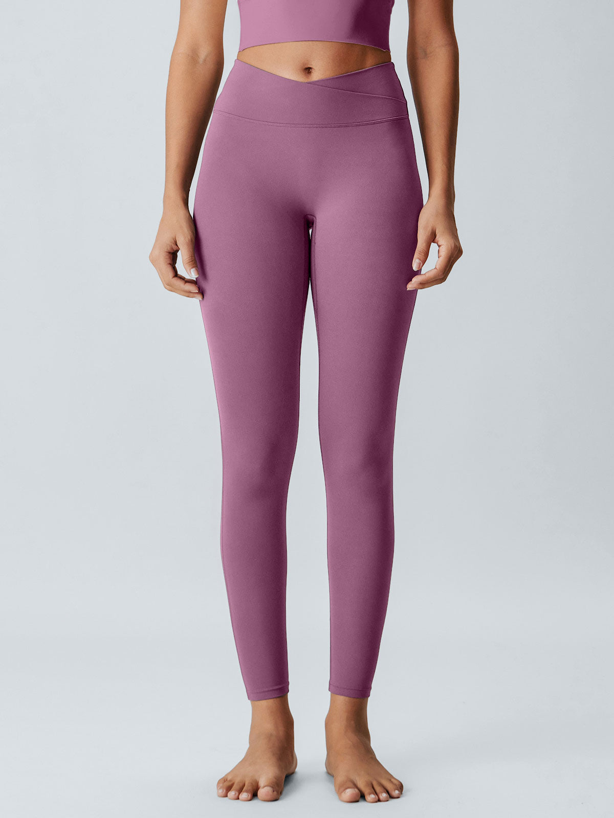 women-knitted-nylon-yoga-leggings-sustainable-yoga_bottoms-vw91ka Purple V-Waist Leggings 24" - Image 1