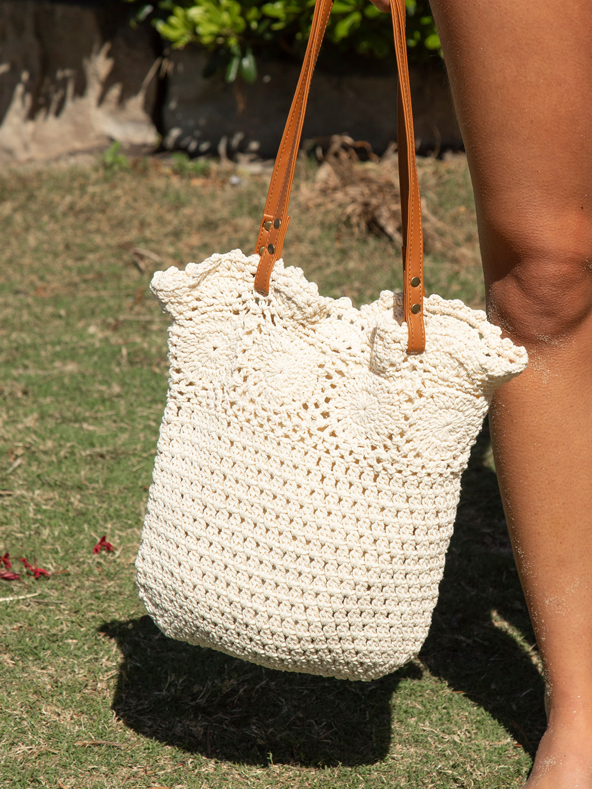 women_s-knitted-cotton-bag-sustainable-bags-katamf Beige Woven Cotton Bag - Image 1