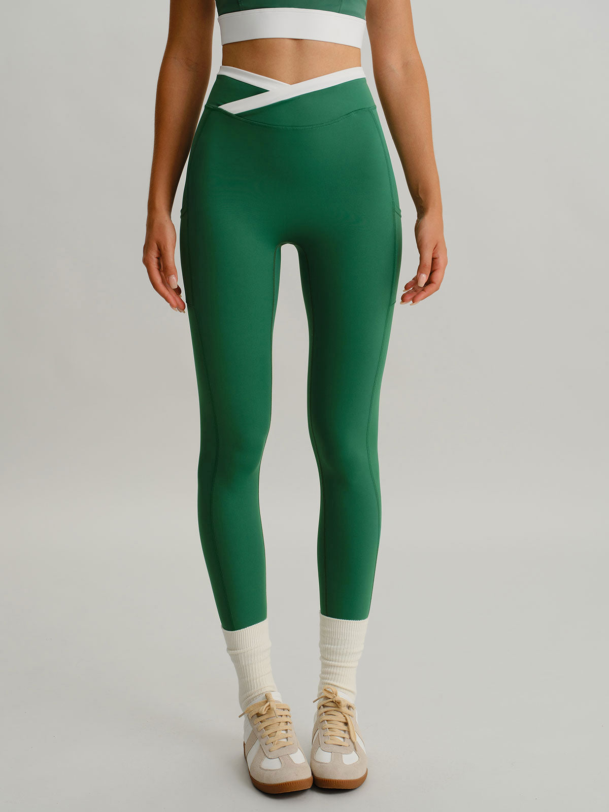 women_s-knitted-nylon-sports-leggings-sustainable-yoga_bottoms-vxdsnb Green Natural V-Waisted Leggings 25" - Image 1
