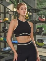 Black Round Neck Line Tank Top - Image 7