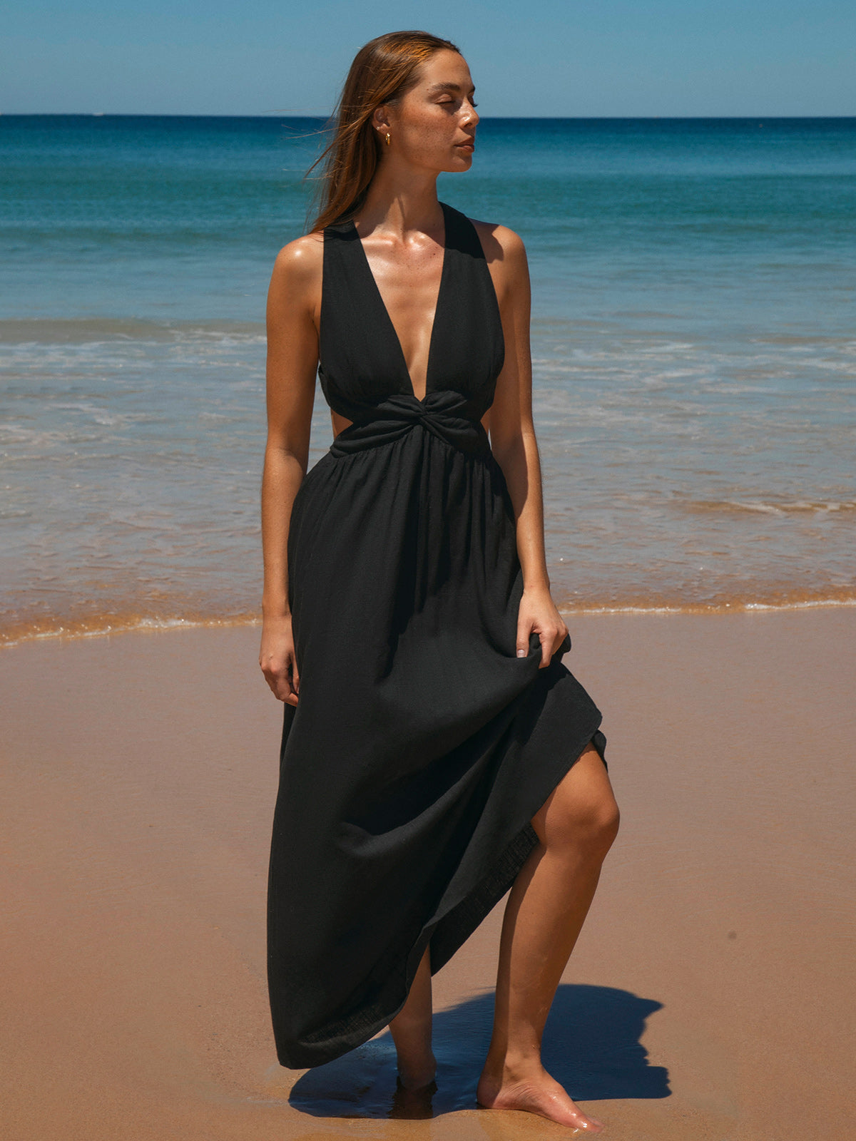 womens-woven-linen-blended-cover-ups-sustainable-beach_dress-trzi1c Black V Neck Plaeted Beach Dress - Image 1
